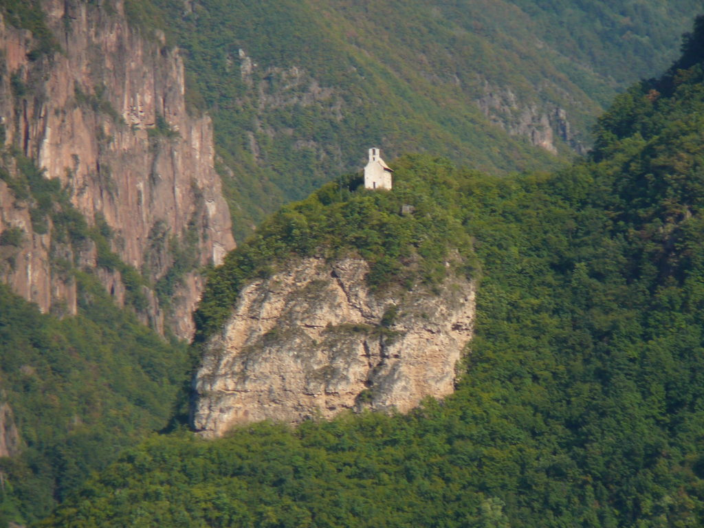 Escursioni in Alto Adige 5 Escursioni in Alto Adige svg+xml;charset=utf